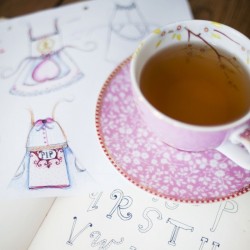 Tasse à thé et sa sous tasse  rose collection Floral, Pip Studio